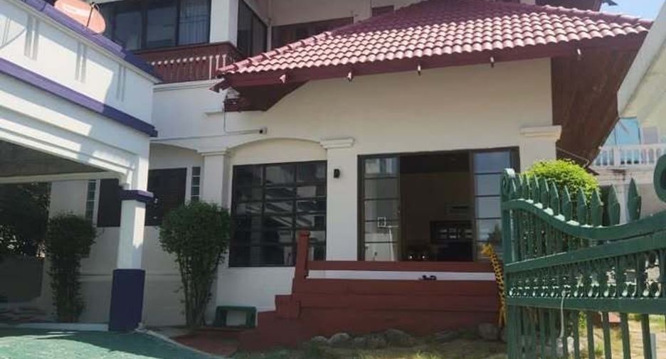 For rent 3 ベッドルーム house in Bang Khae, Bangkok