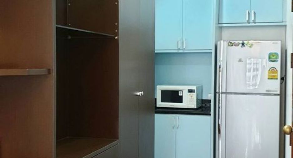 For rent 3 ベッドルーム condo in Pathum Wan, Bangkok