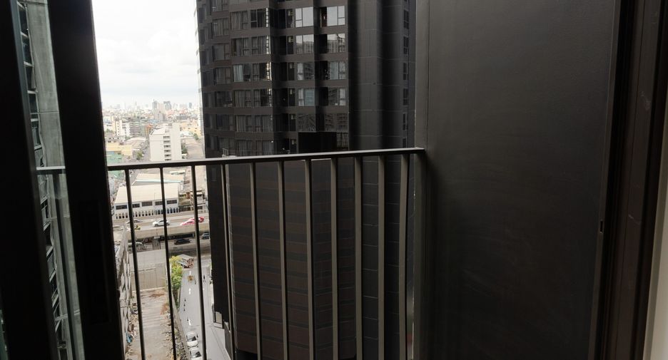 For rent 1 bed condo in Huai Khwang, Bangkok