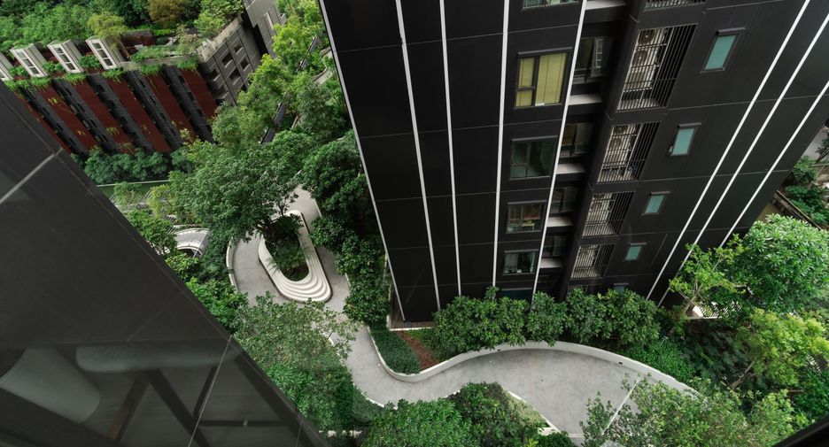 For rent 1 bed condo in Huai Khwang, Bangkok