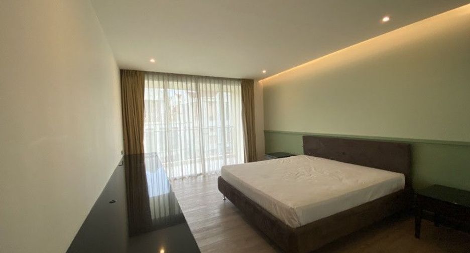 Condo en alquiler de 3 habitaciones en Watthana, Bangkok