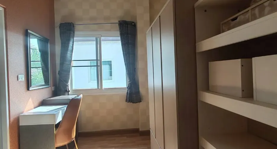 For sale 4 bedrooms house in Hang Dong, Chiang Mai
