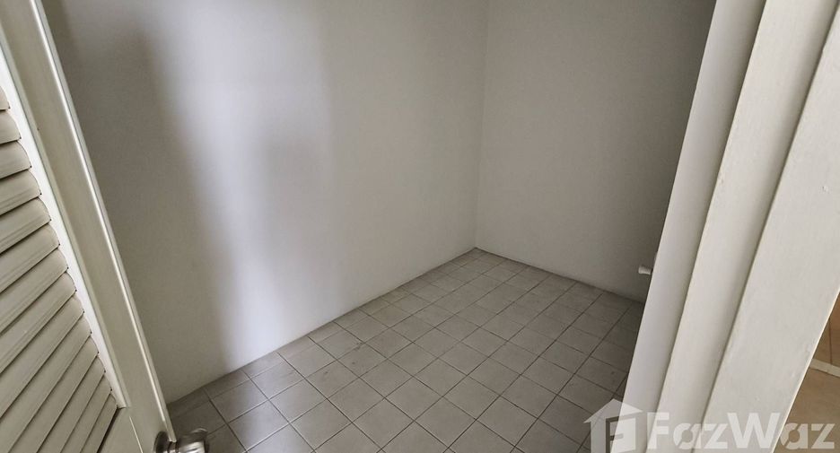 Apartment zur Miete mit 3 Zimmer in Sathon, Bangkok