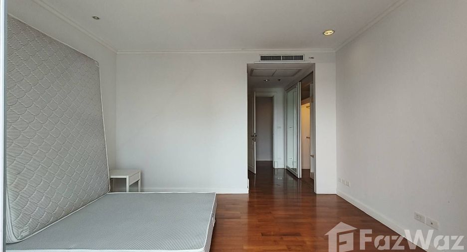 Apartment zur Miete mit 3 Zimmer in Sathon, Bangkok