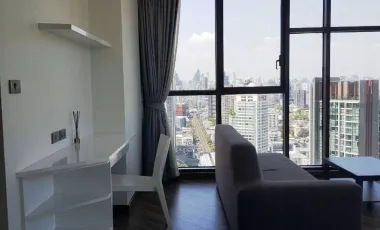 À louer 1 chambre condo à Khlong Toei, Bangkok