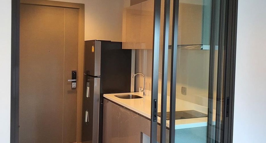 Condo en alquiler de estudio en Huai Khwang, Bangkok