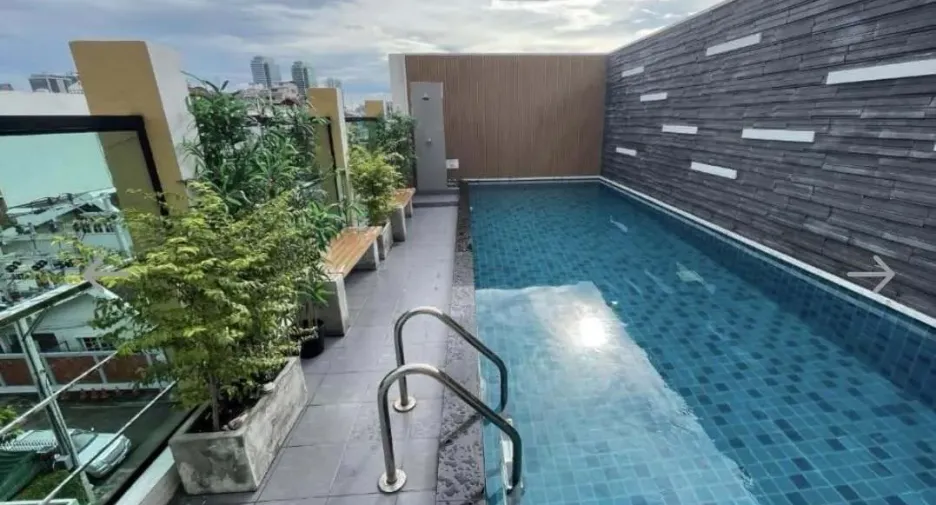 À louer 1 chambre condo à Huai Khwang, Bangkok