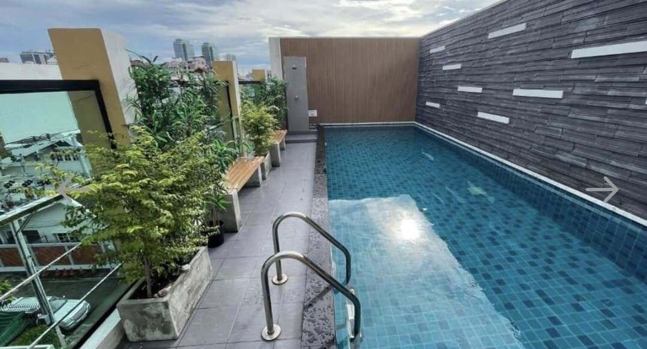 À louer 1 chambre condo à Huai Khwang, Bangkok