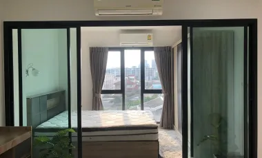 À louer 1 chambre condo à Huai Khwang, Bangkok