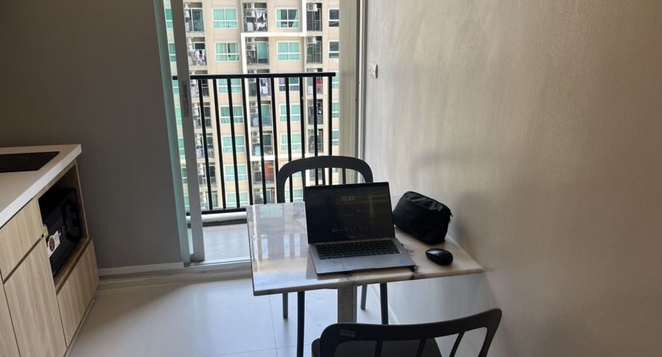 Condo en alquiler de 1 habitaciones en Yan Nawa, Bangkok