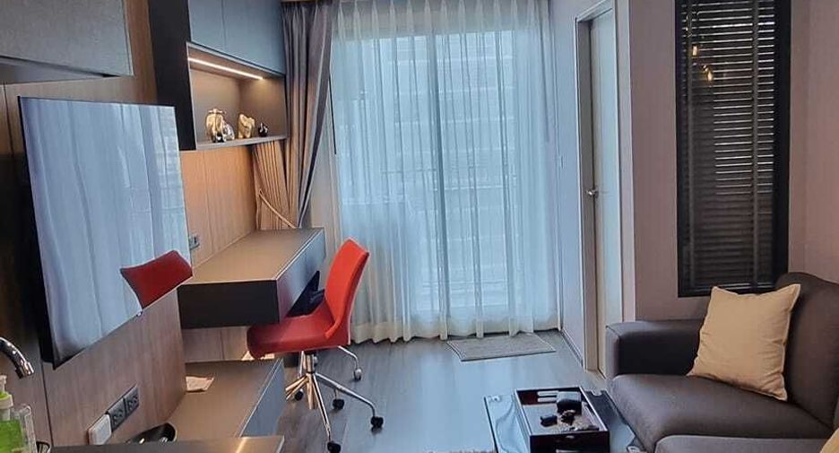 For rent 1 bed condo in Bang Rak, Bangkok