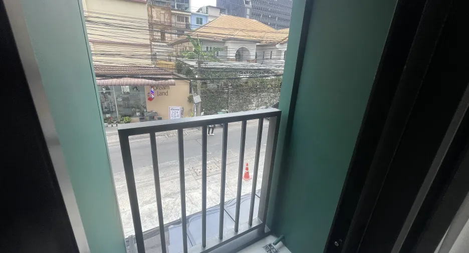 For rent 1 bed condo in Phaya Thai, Bangkok