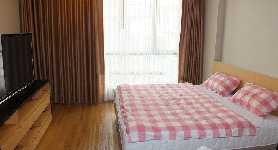 For rent 2 bedrooms apartment in Khlong Toei, Bangkok