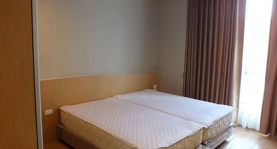 For rent 2 bedrooms apartment in Khlong Toei, Bangkok