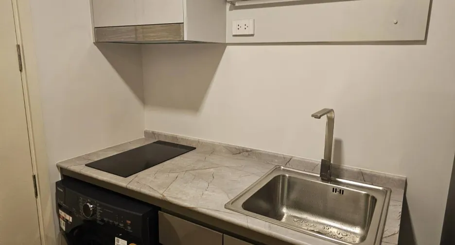 For rent studio condo in Watthana, Bangkok