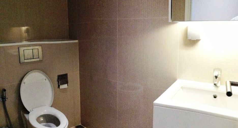 Wohnung zur Miete mit 2 Zimmer in Watthana, Bangkok