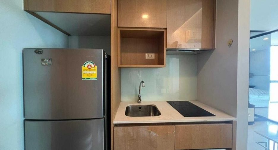Condo en alquiler de 1 habitaciones en Khlong Toei, Bangkok