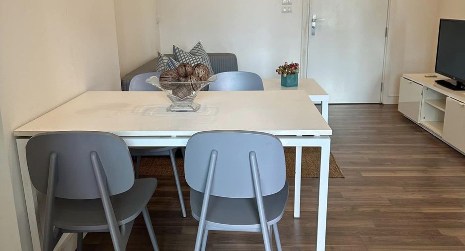 For rent 1 bed condo in Phra Khanong, Bangkok