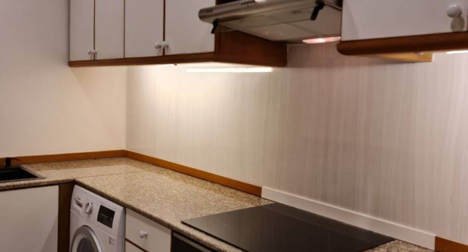 For rent 1 bed condo in Khlong San, Bangkok