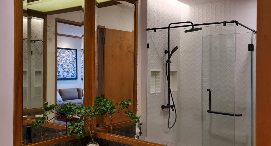 For rent 1 bed condo in Khlong San, Bangkok