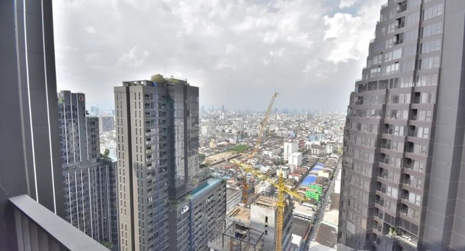 For rent 1 bed condo in Huai Khwang, Bangkok
