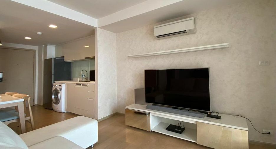 For rent 1 bed condo in Khlong Toei, Bangkok