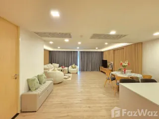 For rent 2 ベッドルーム condo in Pathum Wan, Bangkok