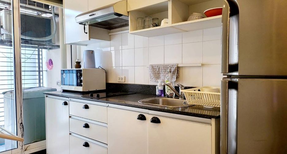 For rent 1 bed condo in Khlong Toei, Bangkok