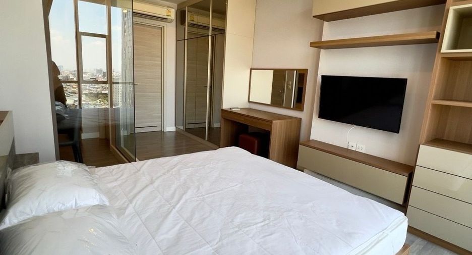 For rent 1 bed condo in Sathon, Bangkok