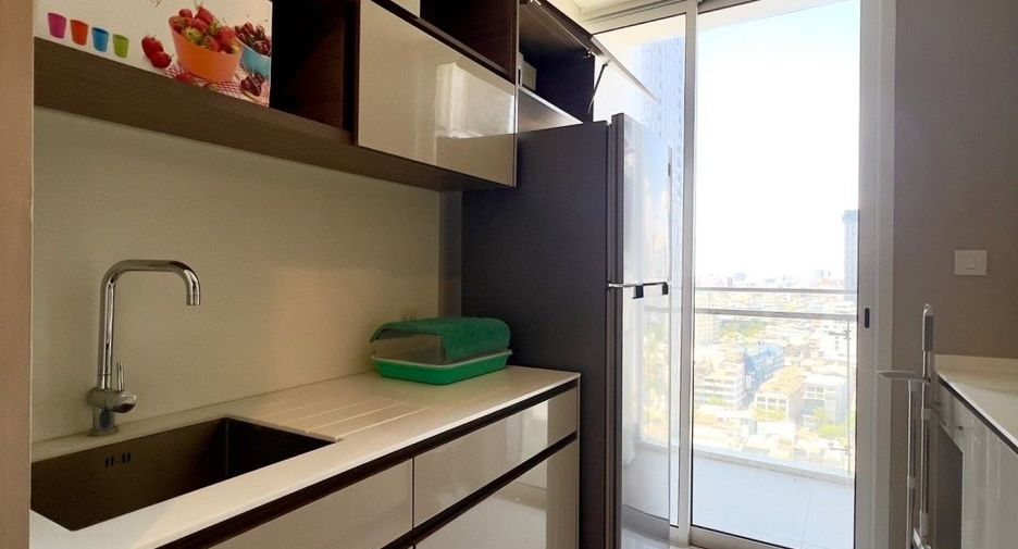 For rent 1 bed condo in Sathon, Bangkok