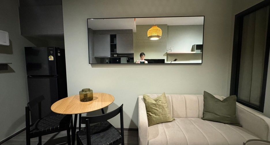 For rent 1 bed condo in Bang Rak, Bangkok