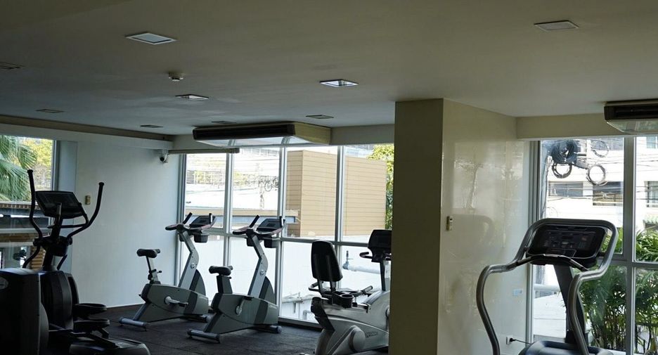 For rent 1 bed condo in Watthana, Bangkok