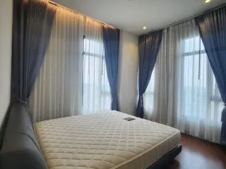 For rent 2 bedrooms condo in Phra Khanong, Bangkok