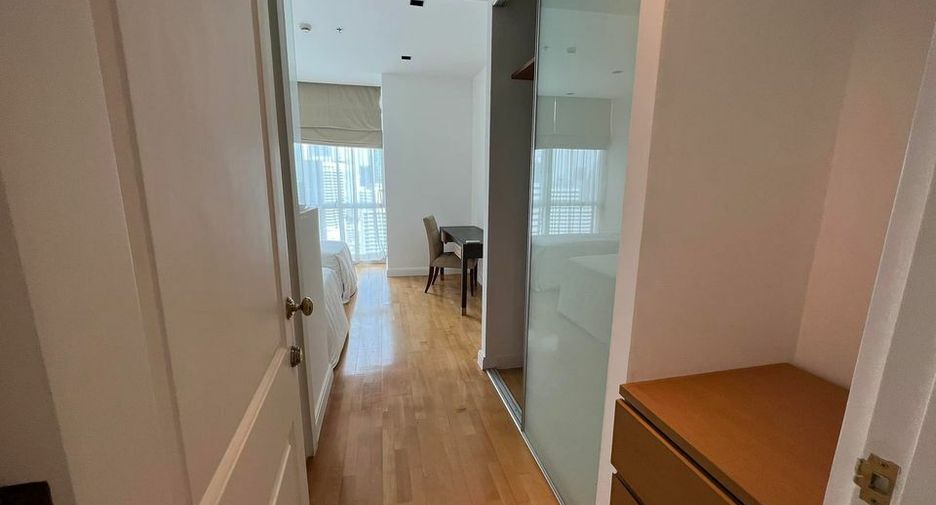 For rent 4 ベッドルーム condo in Pathum Wan, Bangkok