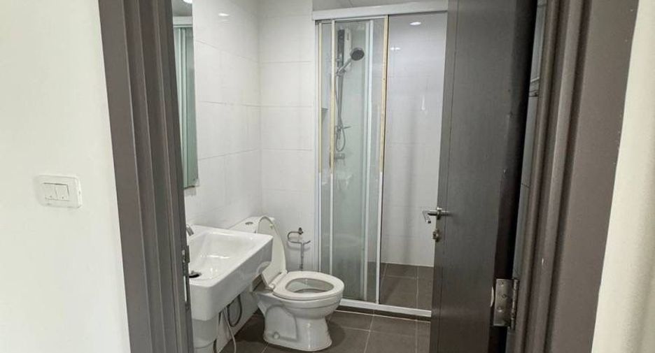 Condo en alquiler de 2 habitaciones en Watthana, Bangkok