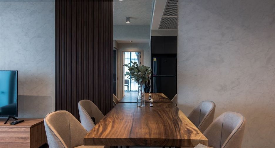 For rent 2 bedrooms condo in Watthana, Bangkok