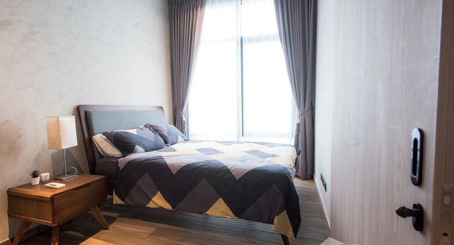 For rent 2 bedrooms condo in Watthana, Bangkok
