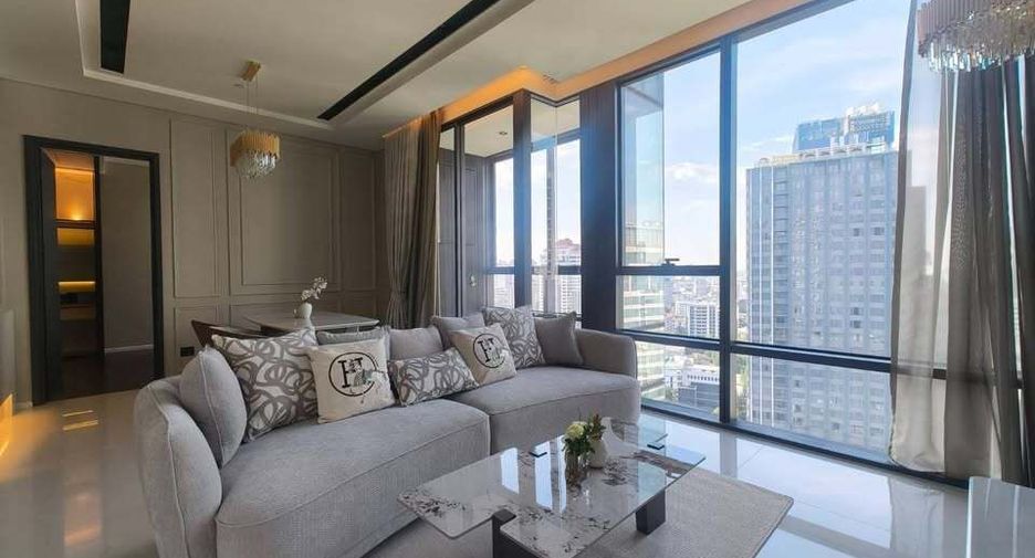 For rent 2 bedrooms condo in Watthana, Bangkok