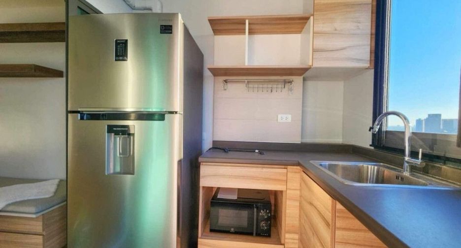 For rent 1 bed condo in Yan Nawa, Bangkok