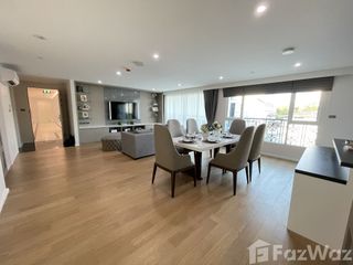 For rent 4 bedrooms apartment in Watthana, Bangkok