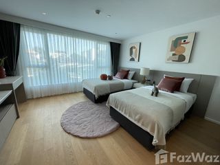 For rent 4 bedrooms apartment in Watthana, Bangkok
