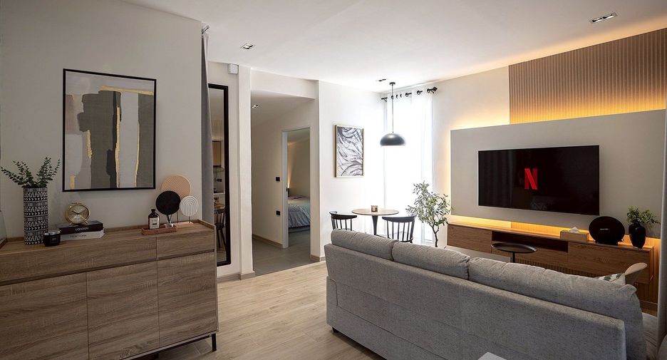 Haus zur Miete mit 3 Zimmer in Huai Khwang, Bangkok