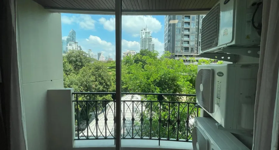 Apartamento en alquiler de 2 habitaciones en Khlong Toei, Bangkok
