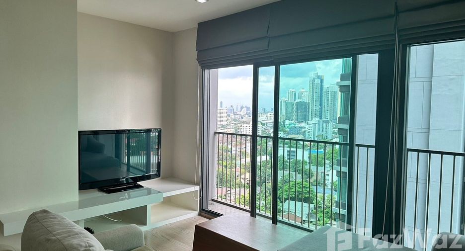 For rent 1 bed condo in Khlong Toei, Bangkok