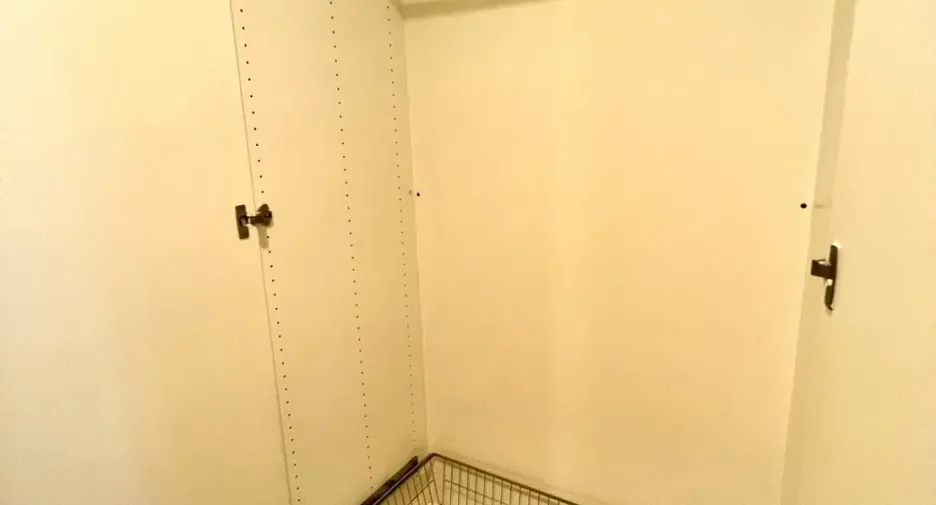 For rent 1 bed condo in Pathum Wan, Bangkok