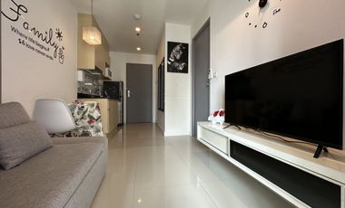 À louer 1 chambre condo à Huai Khwang, Bangkok