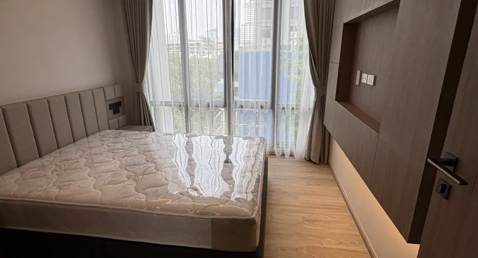 For rent 2 bedrooms apartment in Watthana, Bangkok