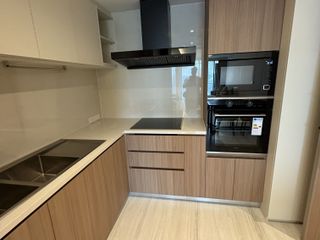 For rent 2 bedrooms apartment in Watthana, Bangkok