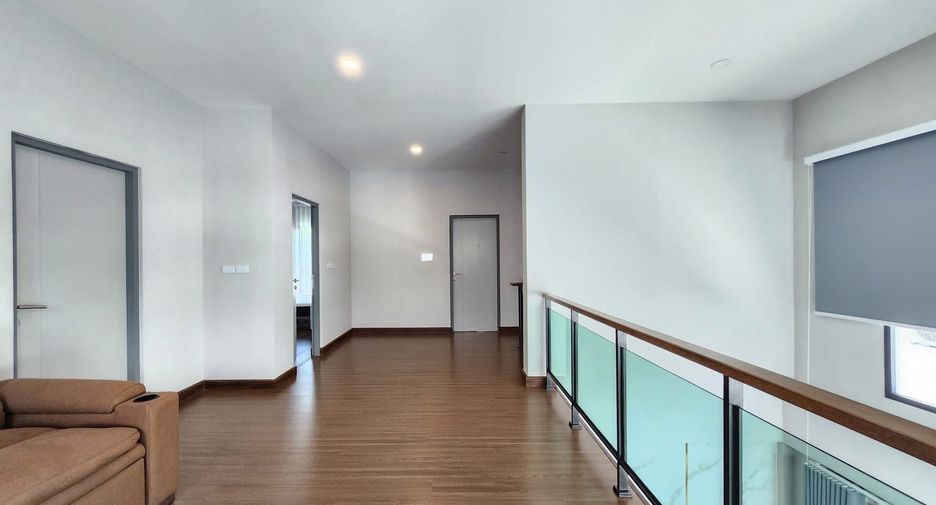 For rent 4 bedrooms house in Prawet, Bangkok