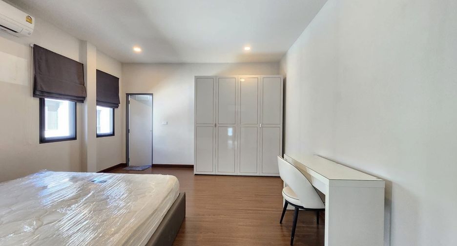 For rent 4 bedrooms house in Prawet, Bangkok